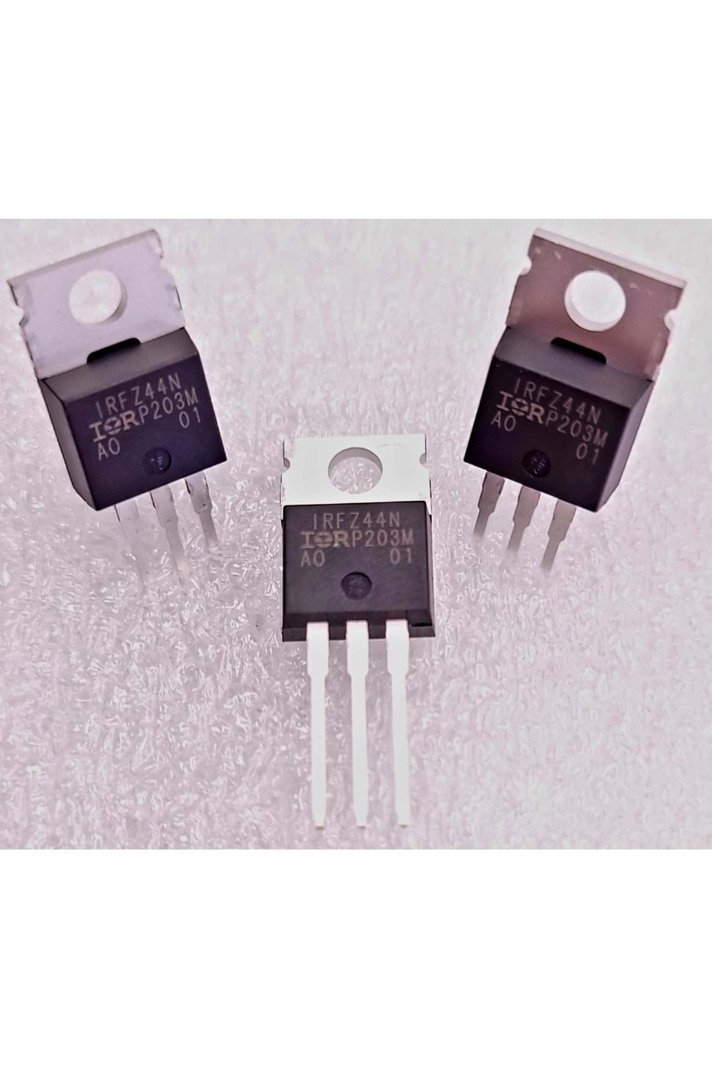 IRFZ44 MOSFET