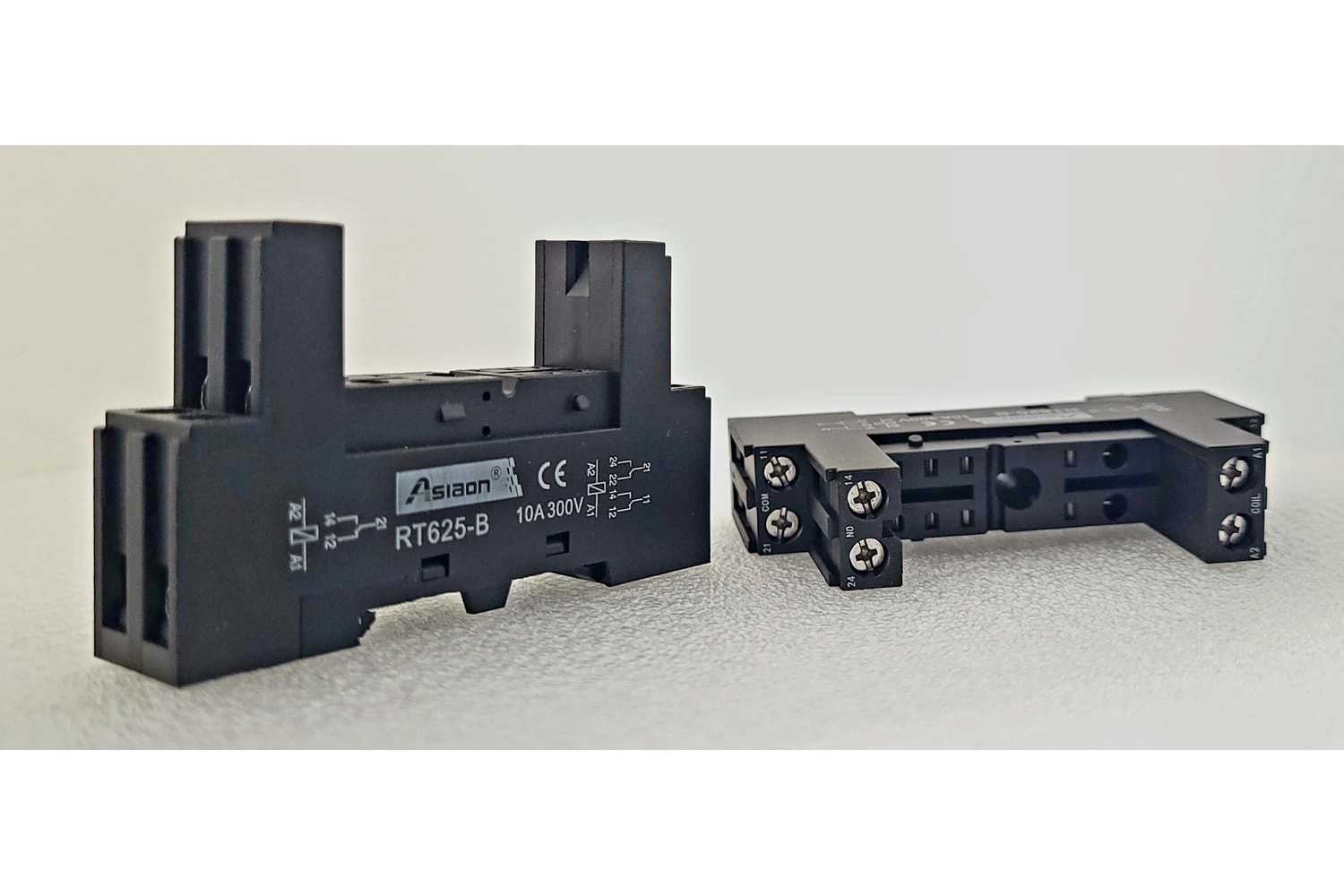 RT625-B - RELAY SOCKET DIN RAIL 8PIN SCREW