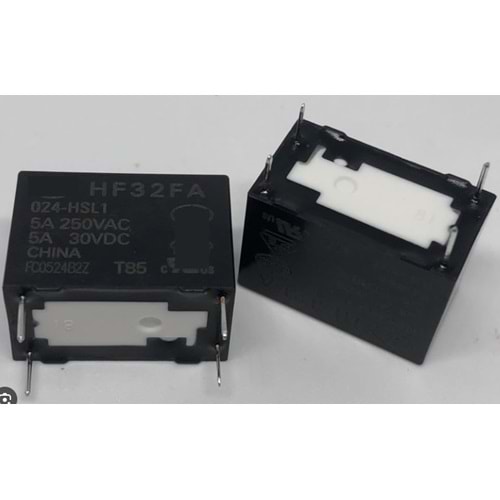 HF32FA/024-HSL1 24V RÖLE