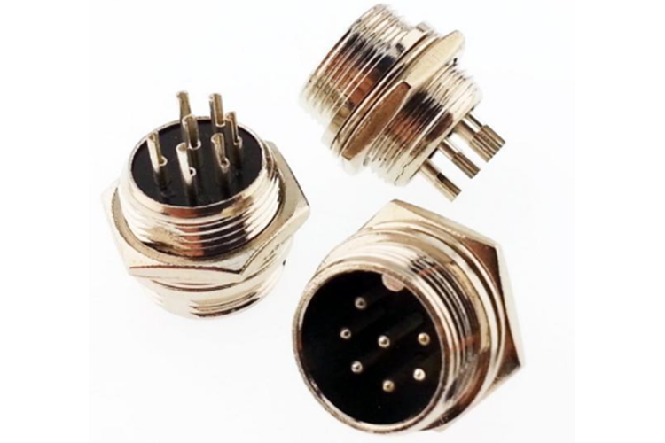 MIC KONNEKTOR ERKEK 7PIN